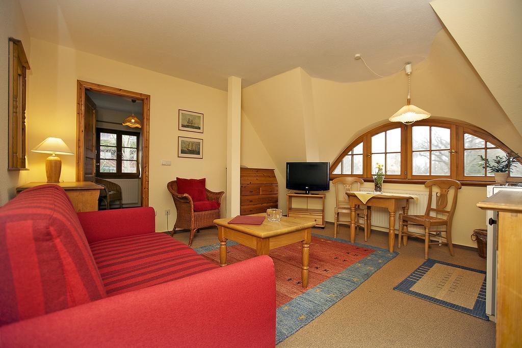 Landhaus Susewind Ahrenshoop Kamer foto